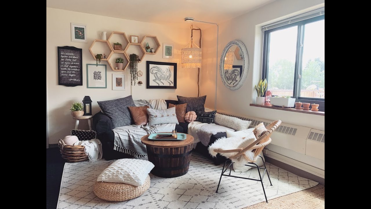 Dorm living room makeover (for less than $300)