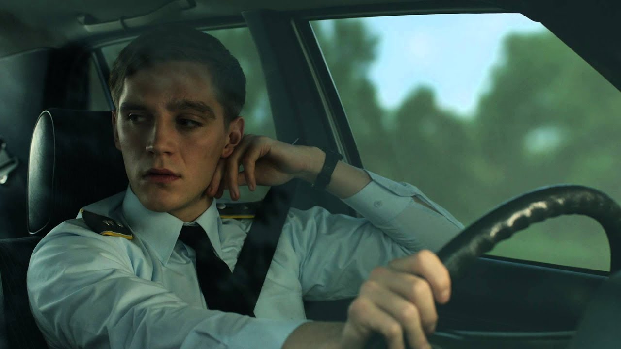 Season 1, Episode 3 Deutschland 83 (VF) - Opération séduction - YouTube