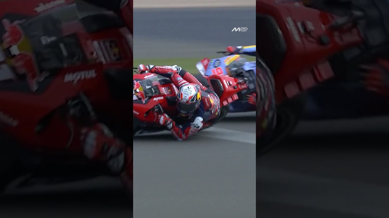 Debris chaos: Brad Binder 🆚 Pedro Acosta ⚔️ | 2024 British GP