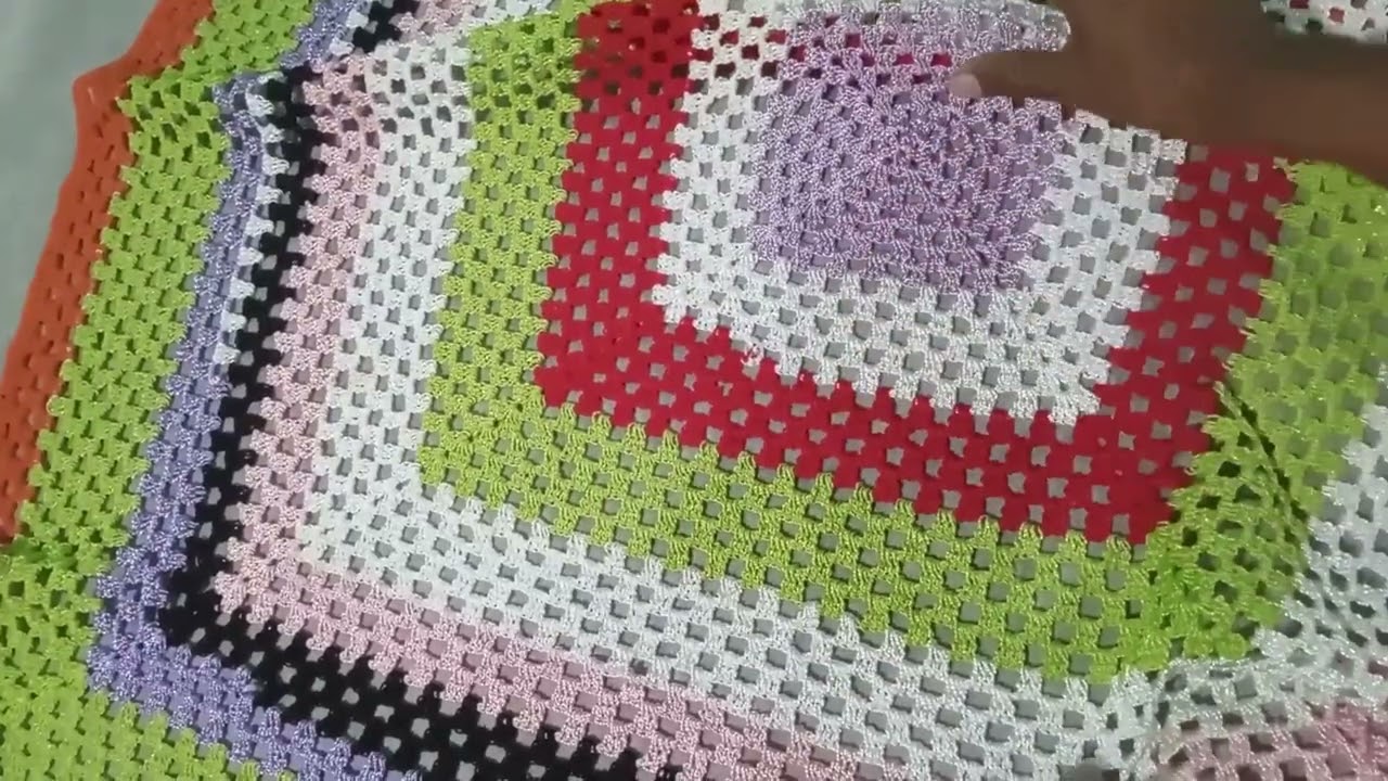 Toalha de mesa quadrada com linha de polipropileno #com sobrinhas 🎊