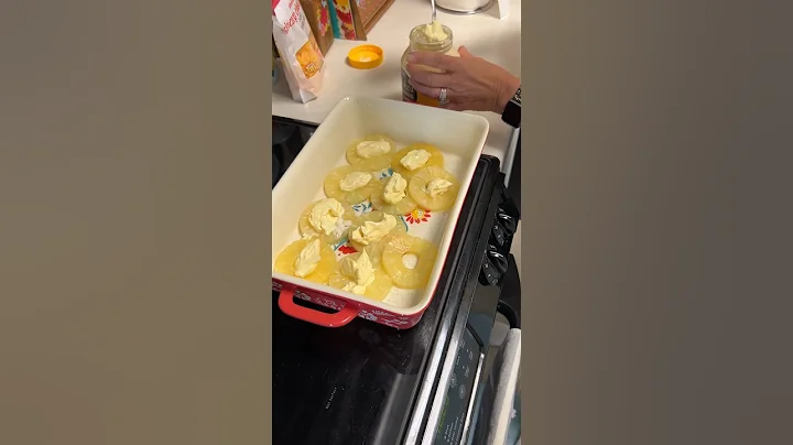 Momma makes her famous Pineapples, Mayonnaise, and cheese! #joshandmomma #joshsmom #cooking