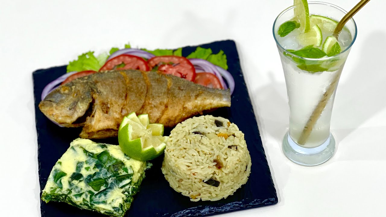 سمك لادوراد مقلي بتتبيلة خفيفة مع أرز بالخضار و سبانخ بالكريمة و الجبن على طريقة الشاف تقوى✨ 