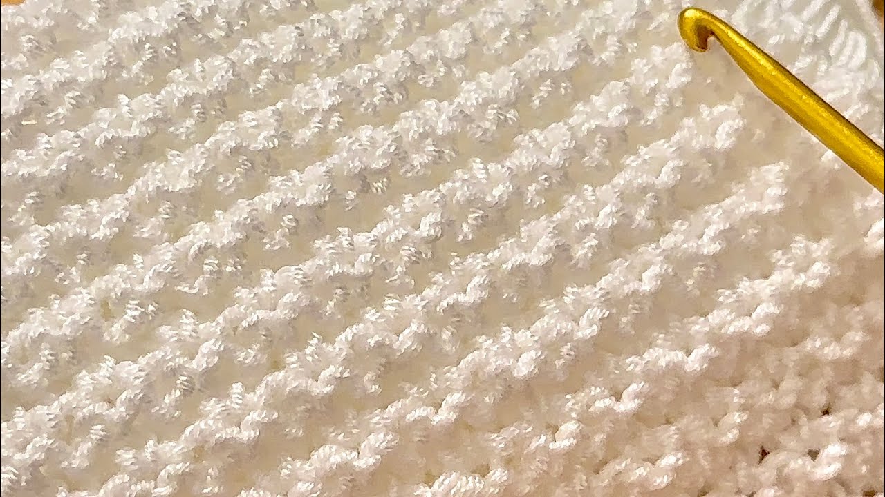 Beginner Crochet Tutorials: Easy Crochet "Patterns for Beginners"Crochet  Blanket, Top, Bag, Shawl.