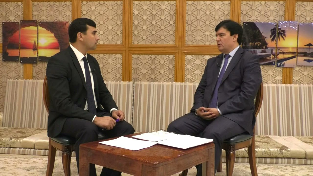 ХУДО БА САРИ ОН КАСОНЕ, КИ ЗАКОТ НАМЕДИХАНД ЧИ БАЛОЕ МЕОРАД. - کها باید زکات دهند