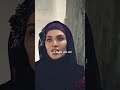 كلشي بيدك حتى ه اي الضحكةتگدر أنت ترسمها أعلى شفتي حتى حزني بچلمة منك ينچفي و تصغر دمعتي