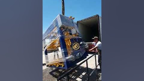 QT8-15 automatic concrete block making machine in Mexico