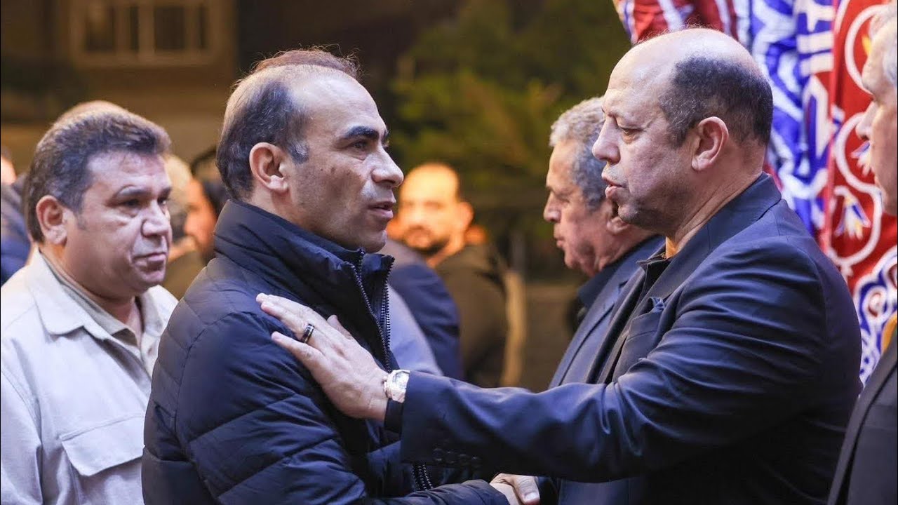 مرتضى منصور وممدوح عباس وجها لوجه وسيد عبدالحفيظ يفاجئ الجميع.. زلزال في عزاء محمد صبري