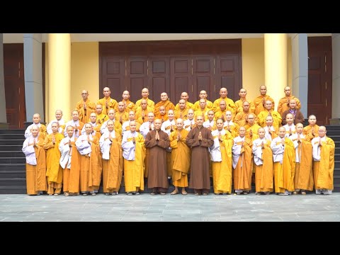 Video Đoàn Tăng Ni sinh Học viện Phật giáo Việt Nam tại Tp. - youtube