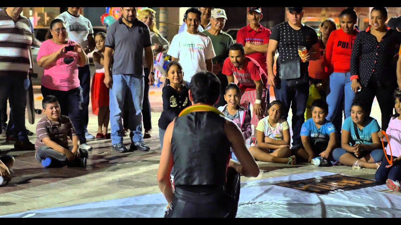 Wepa  Circus La Paz BCS  Festival Pa´h la Calle 2015 - YouTube