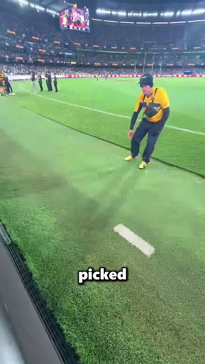 Download lagu This Man Was Disappointed To Find Out That The Rolex Was Fake 😮