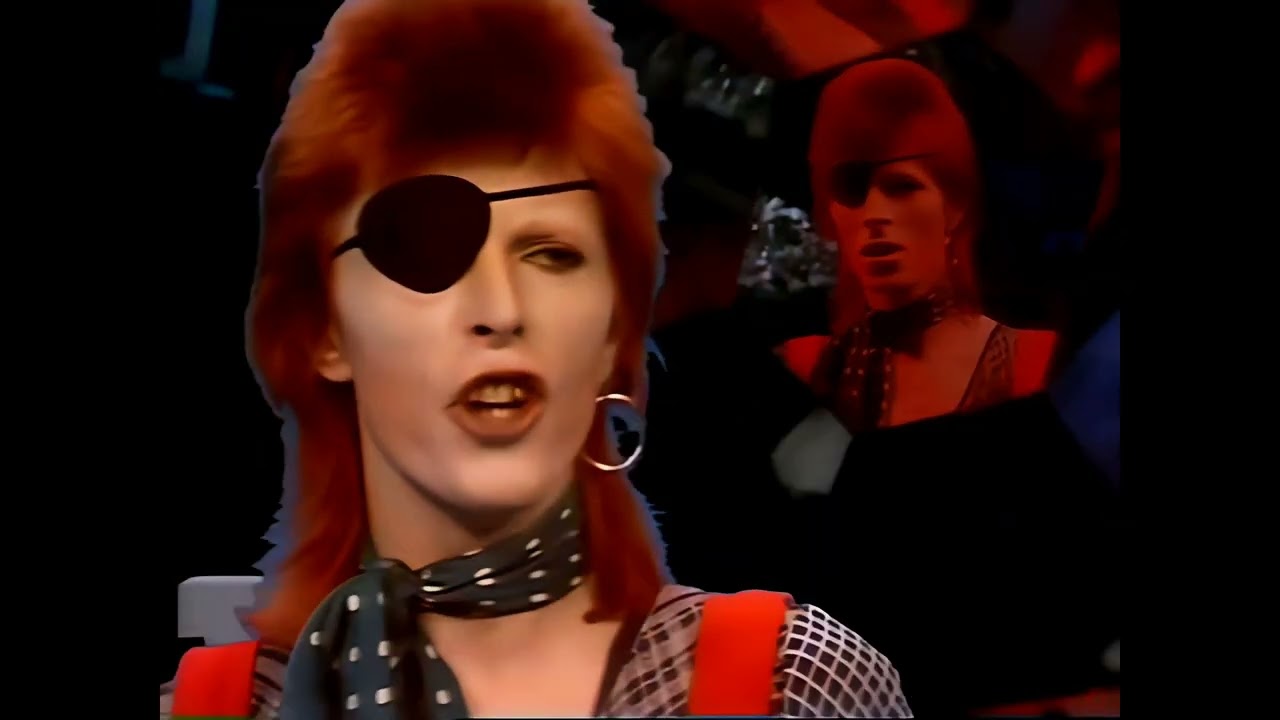 [激レア白ラベル]デビッド・ボウイ / 愛しき反抗 David Bowie - Rebel Rebel (Official 4K Video) - YouTube