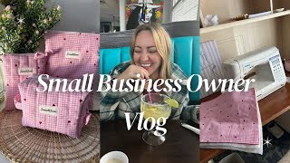 Small Business Owner - sewing cute accessories - laptop sleeves - new desk #smallbusiness #sewing