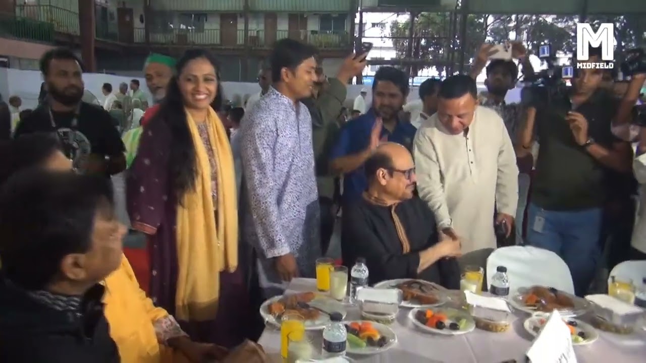 সব ইফতার টেবিলে গিয়ে সবার খোঁজ নিলেন তামিম ইকবাল। আতাহার আলী, সুজন, ফারুক আহমেদের মত তারকারা BCB 