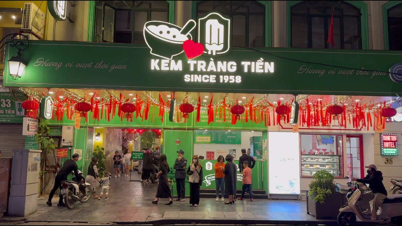 河内行：在三十六街品尝phở gà和Kem Tràng Tiền（Thưởng thức phở gà và Kem Tràng Tiền tại phố cổ 36 phố phường）