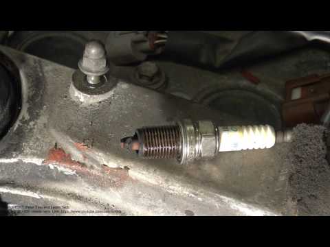 Video: Nagpaputok ba ang isang spark plug bago ang TDC?