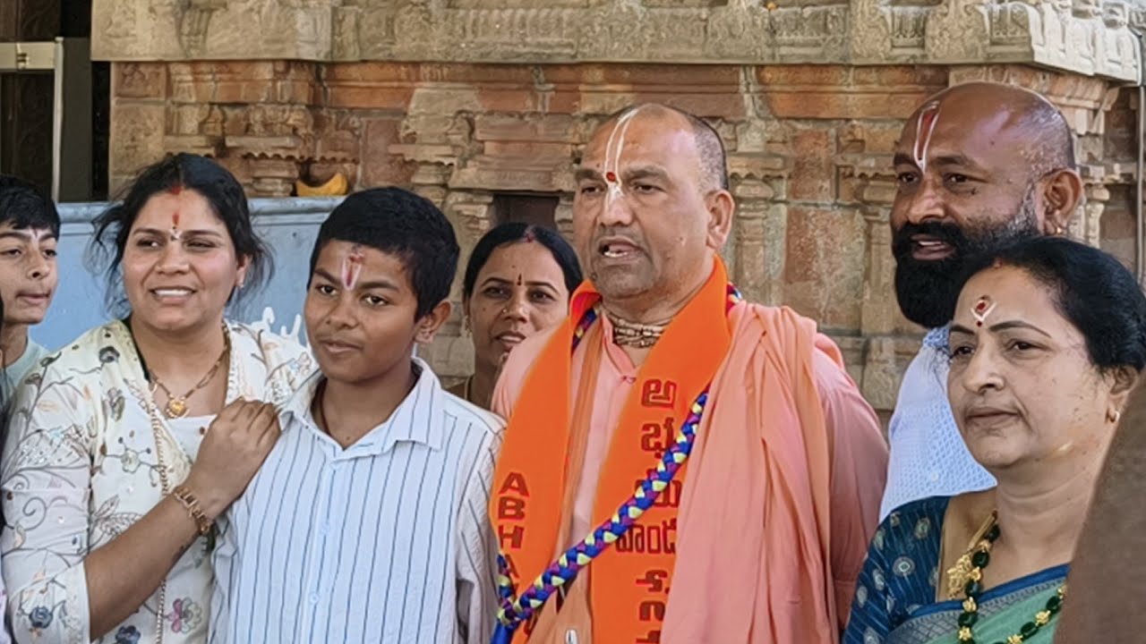 Grand Welcome 🤗 || Radha Manohar Das || Rm das Shrvnam