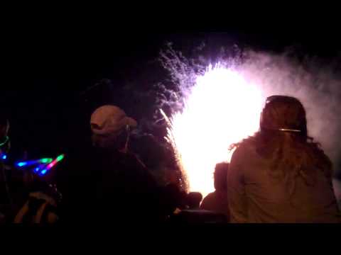 'Rolling in the Deep' 2012 New Years Fireworks. Gisborne. NZ