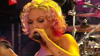 Pink - Get The Party Started Live TRL