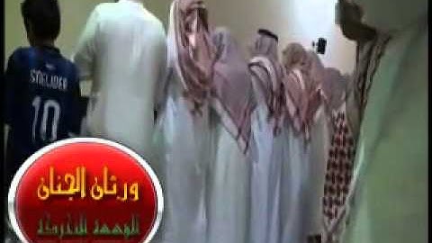 ليه ؟خيم الحزن على تلاوة المبدع أحمد العبيد من سورة الشورى ليلة 1432،9،26 مونتاج ورثان الجنان YouTube2