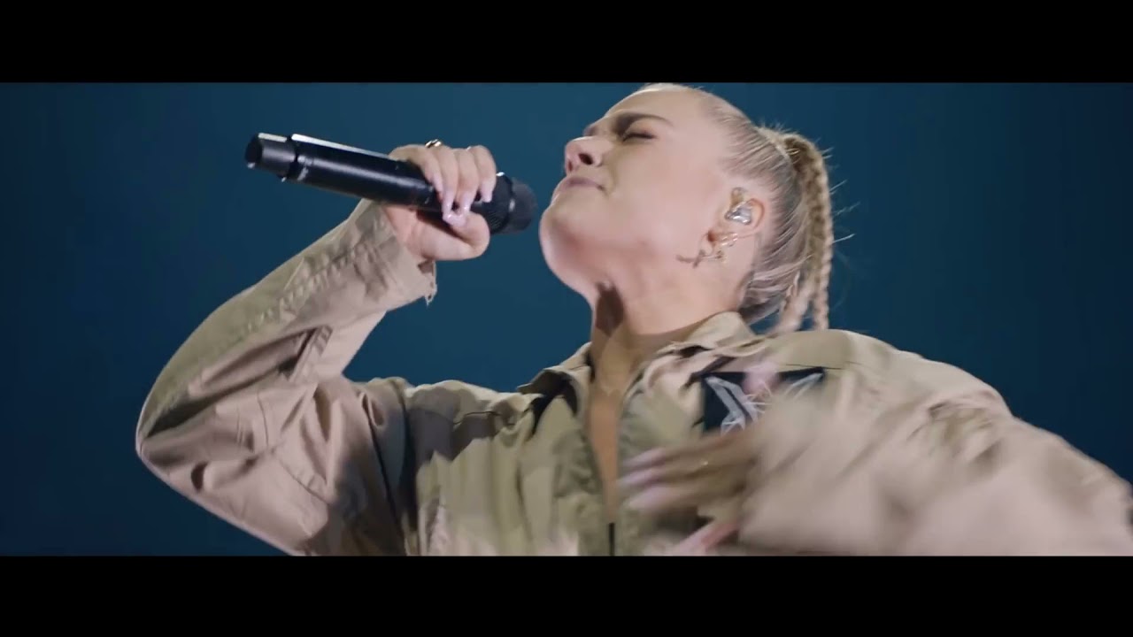 Alan Walker, Julie Bergan - I Don't Wanna Go (Live From 