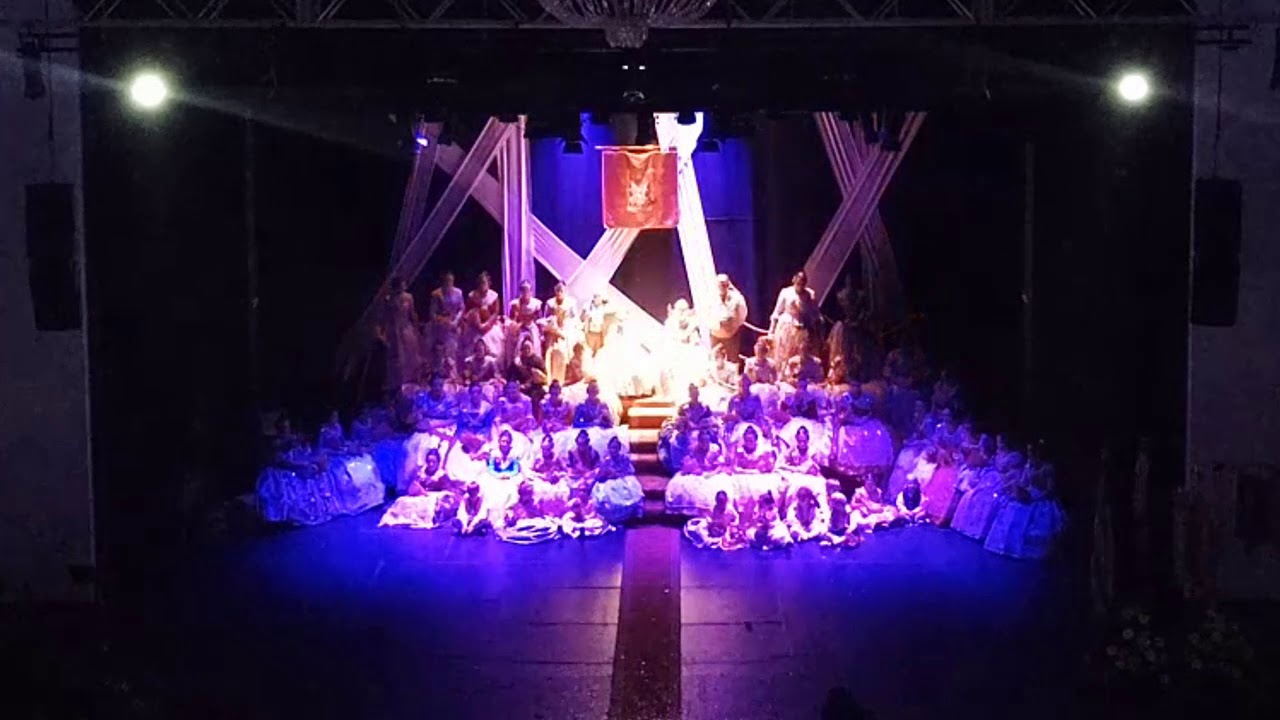 Apertura cortines | Presentació 2019 Falla Cervantes San Blai