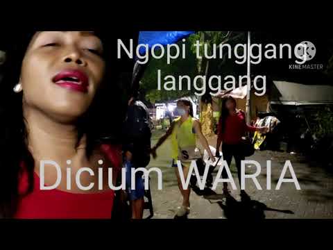 ngopi tunggang langgang dicium waria