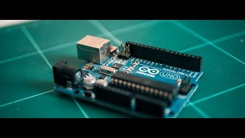 ARDUINO 1  PARPADEO 1 LED