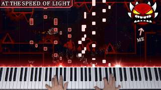🎹 'At the Speed of Light' on Piano (Geometry Dash) screenshot 5