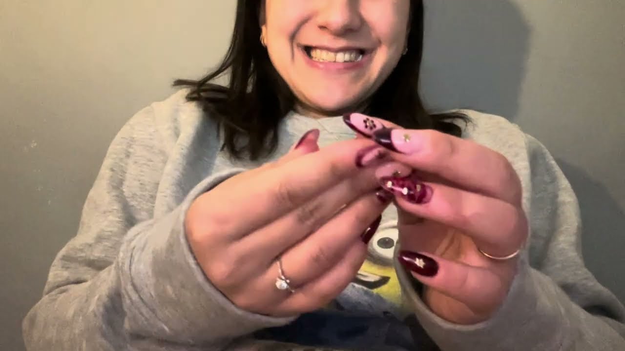 ASMR / Gum Chewing /SAKIZ ÇİĞNİYORUM / patlatmalı