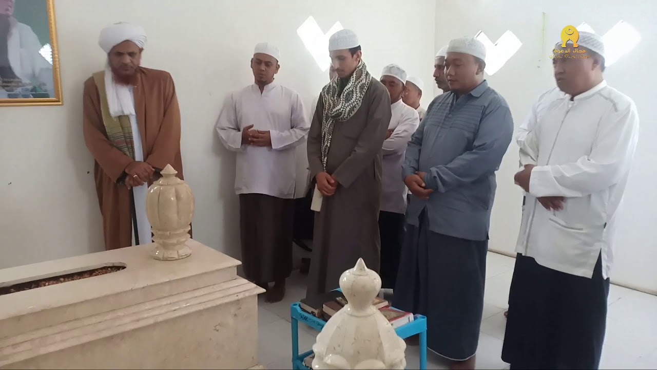 Ziaroh HABIB ALI Bin Syekh Aabubakar  YAMAN ke Dorih Al habib Haidar bin Muhsin Al hinduan