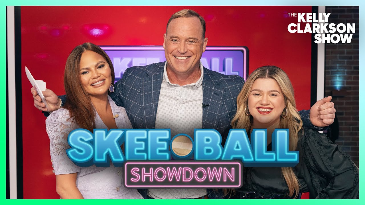 Kelly Clarkson vs. Chrissy Teigen: Skee-Ball Showdown With Matt Iseman