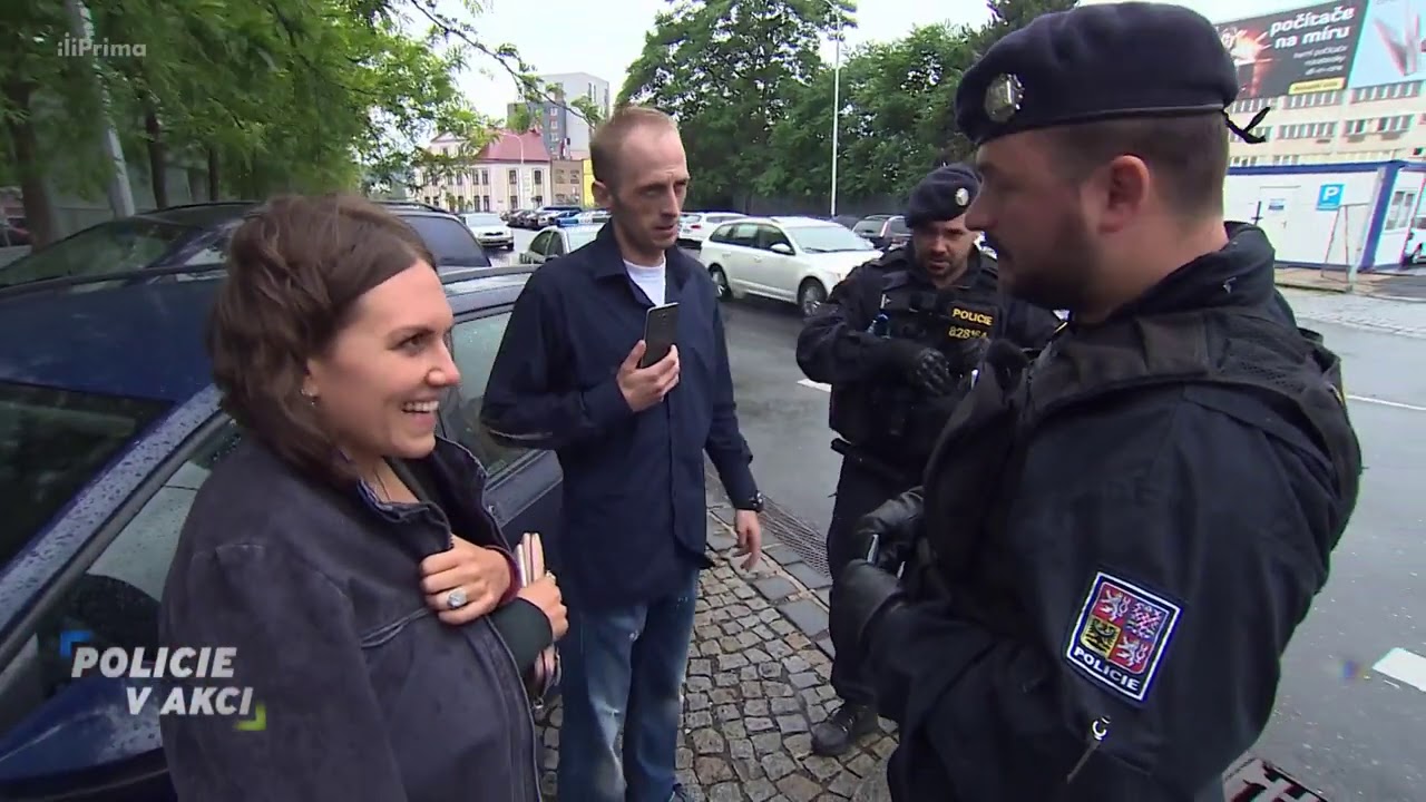 Policie v akci (238) - Bezohledné parkování, ostrá potyčka, střelba v domě a výjezd do parku