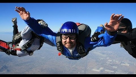 AFF LEVEL 1 SKYDIVING SCHOOL AT SKYDIVE PERRIS - PART TWO - 12/6/2012