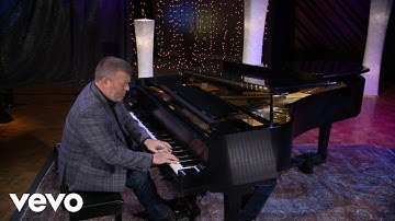 Gaither - Mary, Did You Know? (Live) (Official Music Video) ft. Matthew Holt