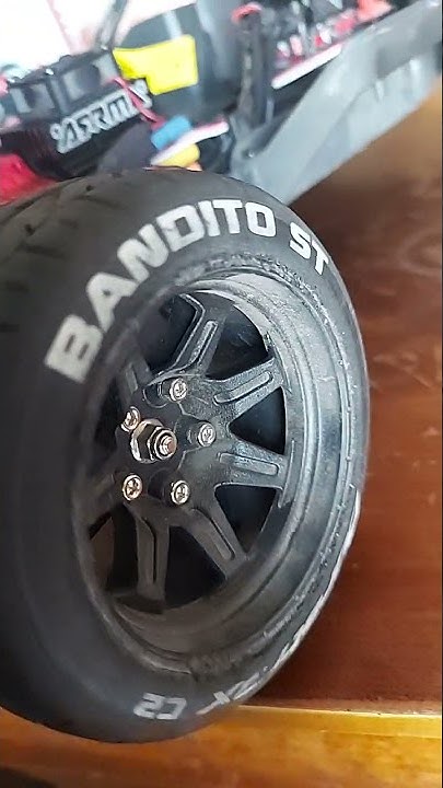 arrma-senton-v3-aluminum-big-bore-shocks-suspension-arms-and-motor