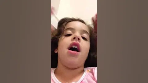 Singer girl