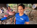 Las vendedoras de  tortilla con queso en la carretera Panamericana de El Salvador | El patechucho