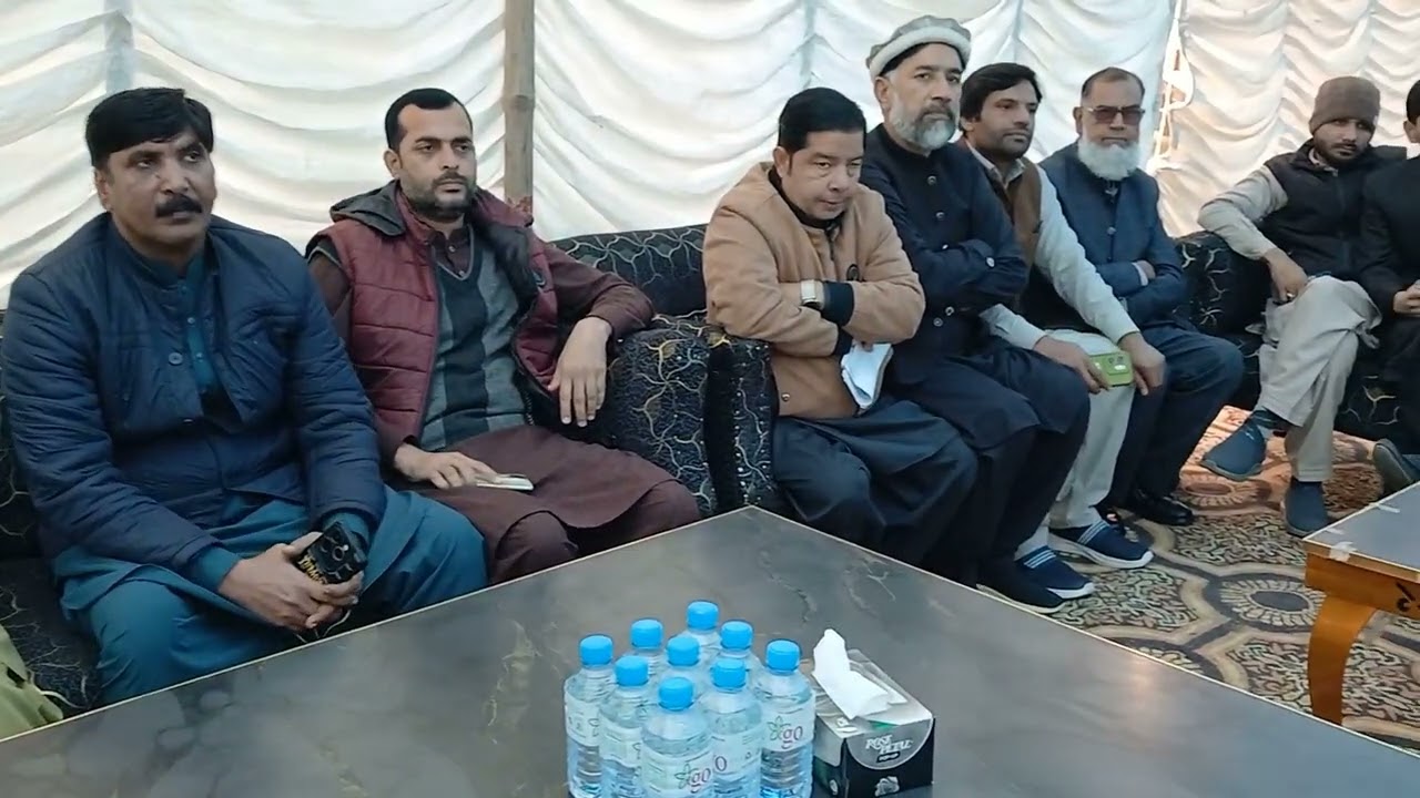 عارف والا کے علاقے تھانہ قبولہ شریف میں ریجنل پولیس آفیسر ایاز سلیم کی جانب سے کھلی کچہری کا انعقاد 