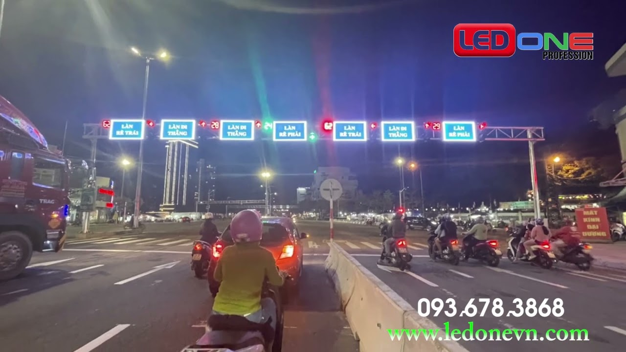 Thi công màn hình Led ngoài trời biển báo giao thông tại Đà Nẵng  