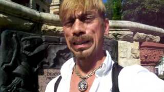 THE ELI GEMINI SHOW - Courthouse-On-The-Square war memorial & Denton government corruption