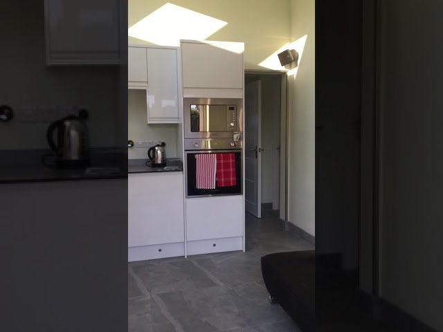 Self Contained newly built 1 bedroom apartment Main Photo