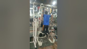 Parallel bar dips #dips #short #parallel