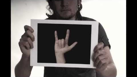 Making Sense: The Semiotics of Visual Communication