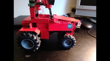 Obstacle Avoiding Fischertechnik Tractor with Arduino Nano Every.