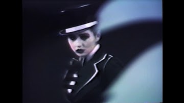 Geneva Jacuzzi - Do I Sad? (Official Video)