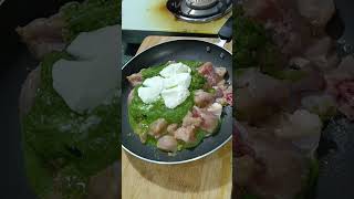 Green chicken recipe #shorts #sundayspecial #foodshorts #cooking screenshot 1