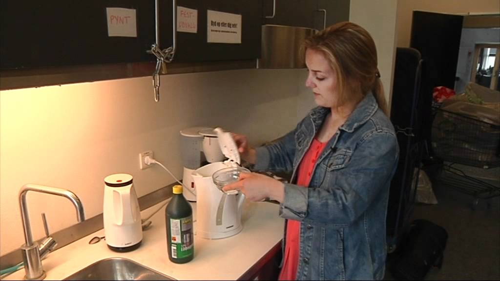 Ung & Ude - afkalkning af elkedel