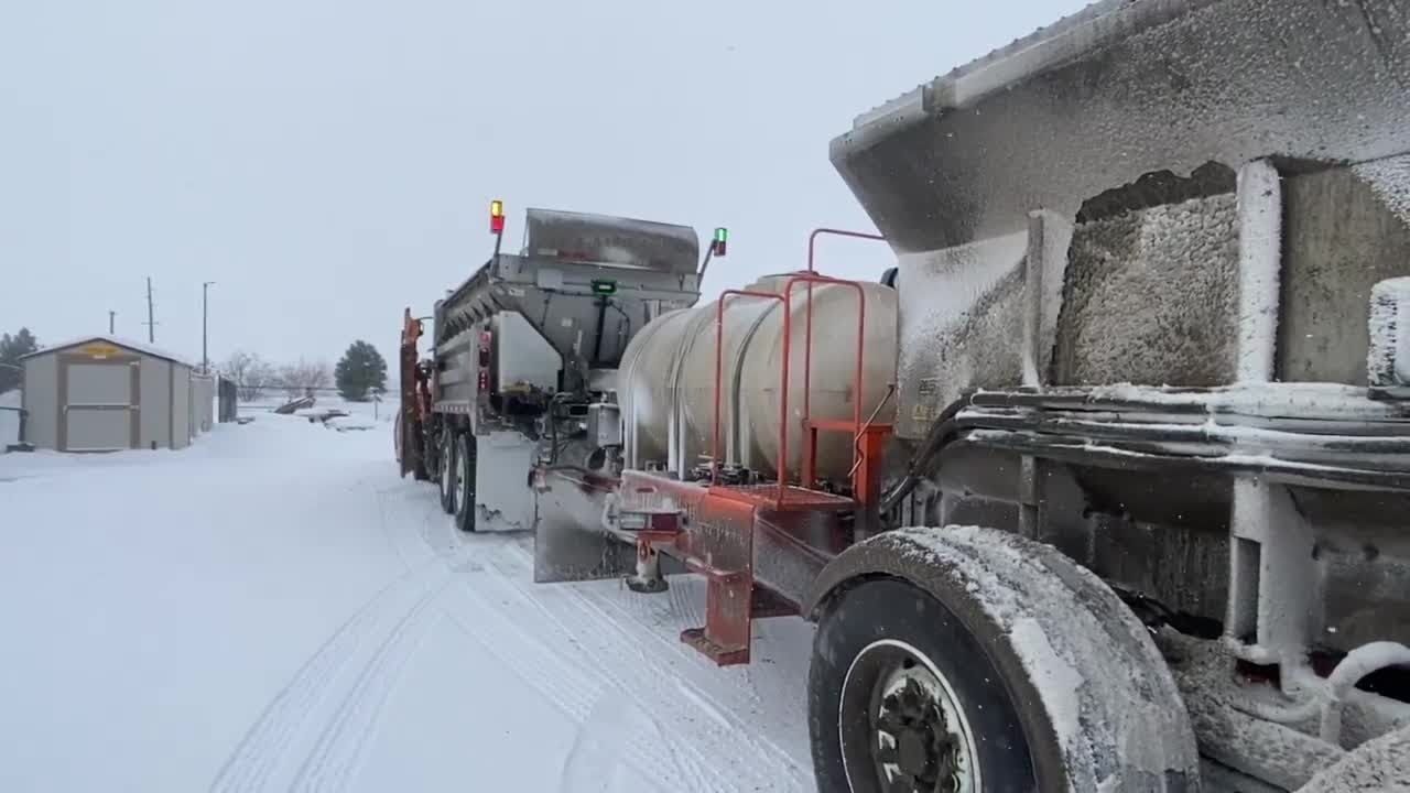 Green lights on Montana snow plows means slow down YouTube