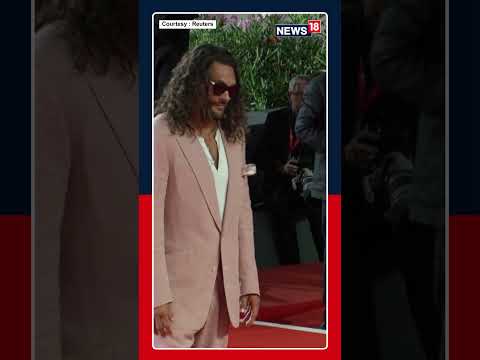 #Shorts : Star-studded cast of 'In the Hand of Dante' gets Venice premiere