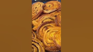 Du Pain et des Idées French Bakery in Paris | #shorts